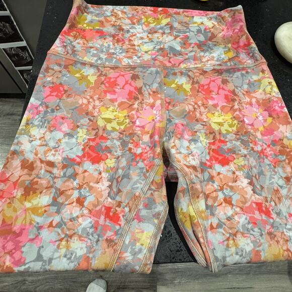 Lululemon Align 25” Inflorescence Multi High Rise Leggings Women’s Size 6 GUC - Picture 6 of 12
